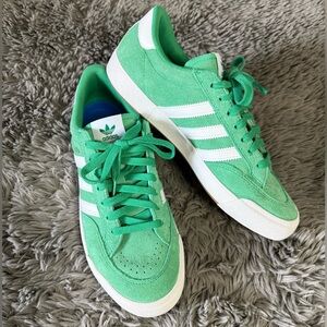 Adidas Nora Green Suede Sneakers Men’s 10 White Stripe Skate Shoes